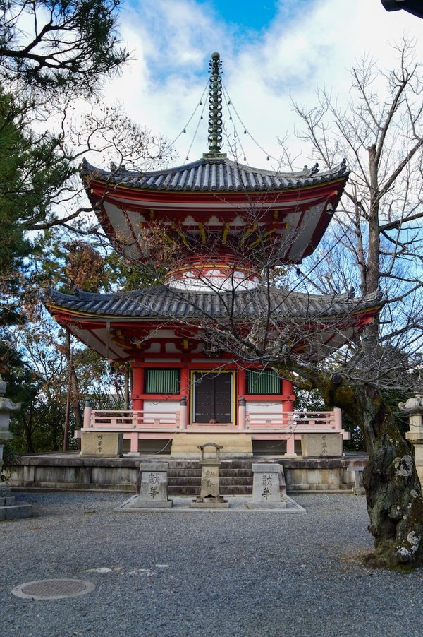 Comment vivre une retraite de méditation zen dans un temple au Japon ?